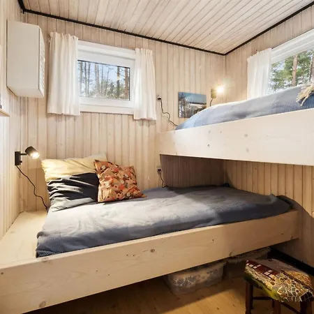 Pisana - 300m From The Sea By Interhome Vester Somarken